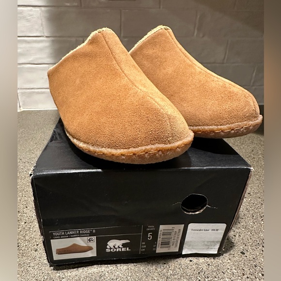 Sorel Brown Suede Slip-Ons NWT - Picture 8 of 8